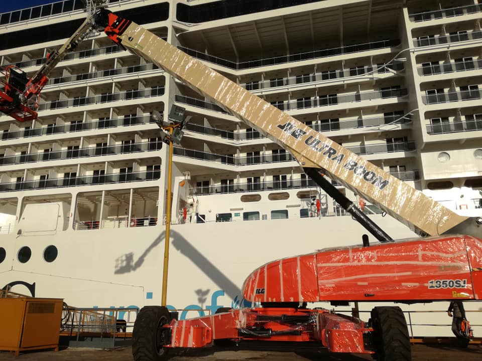 Sollevamento container