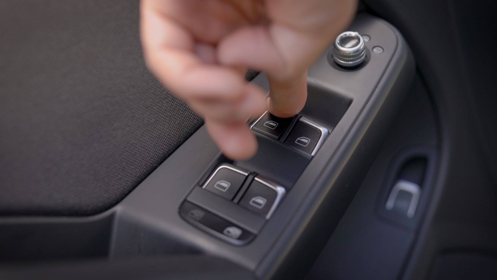 Why Are My Power Windows Slowing Down? | Team 1 Automotive