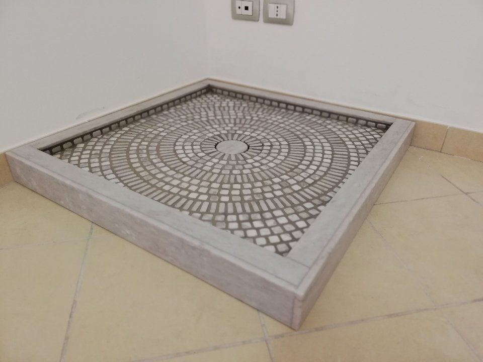 Piatto doccia in Marmo di Carrara