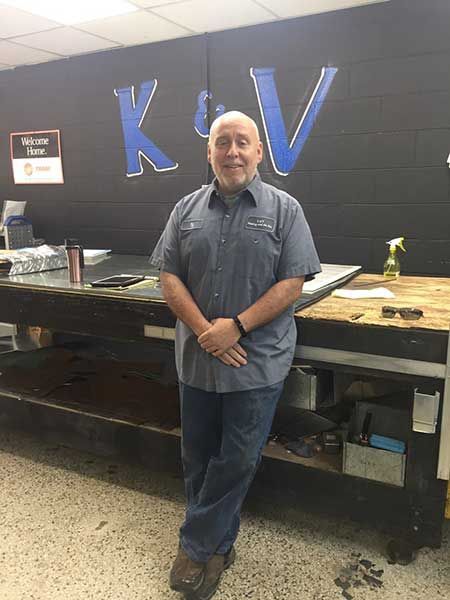 K&V staff member