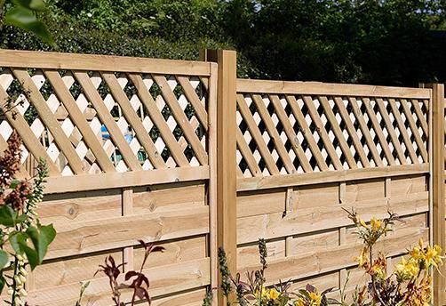 Trellis Fence Installation Stevenage