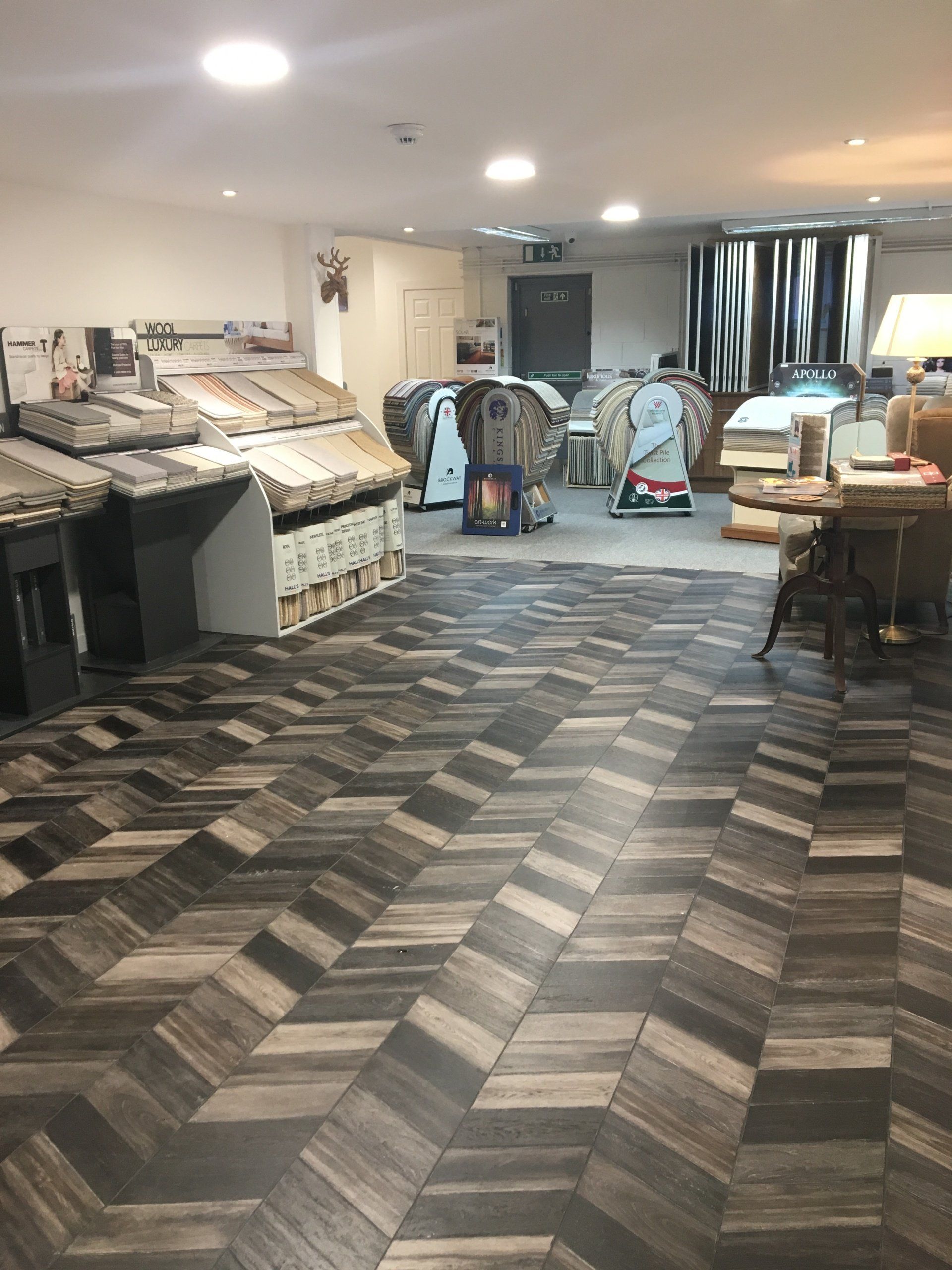 vinyl flooring in s flooring showroom