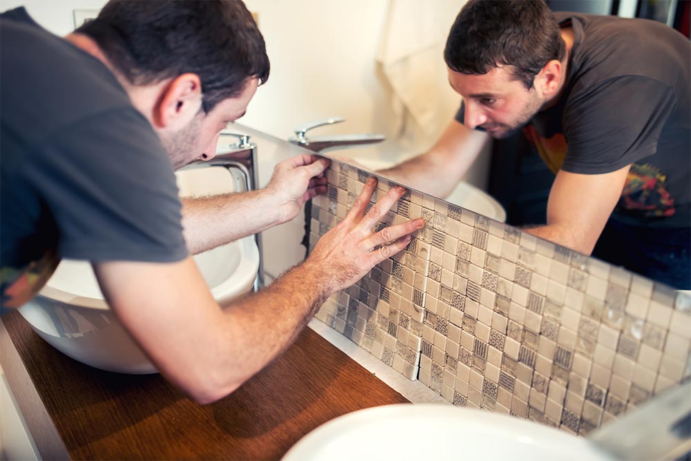 Mackay Tiler Installing Splashback Tiles