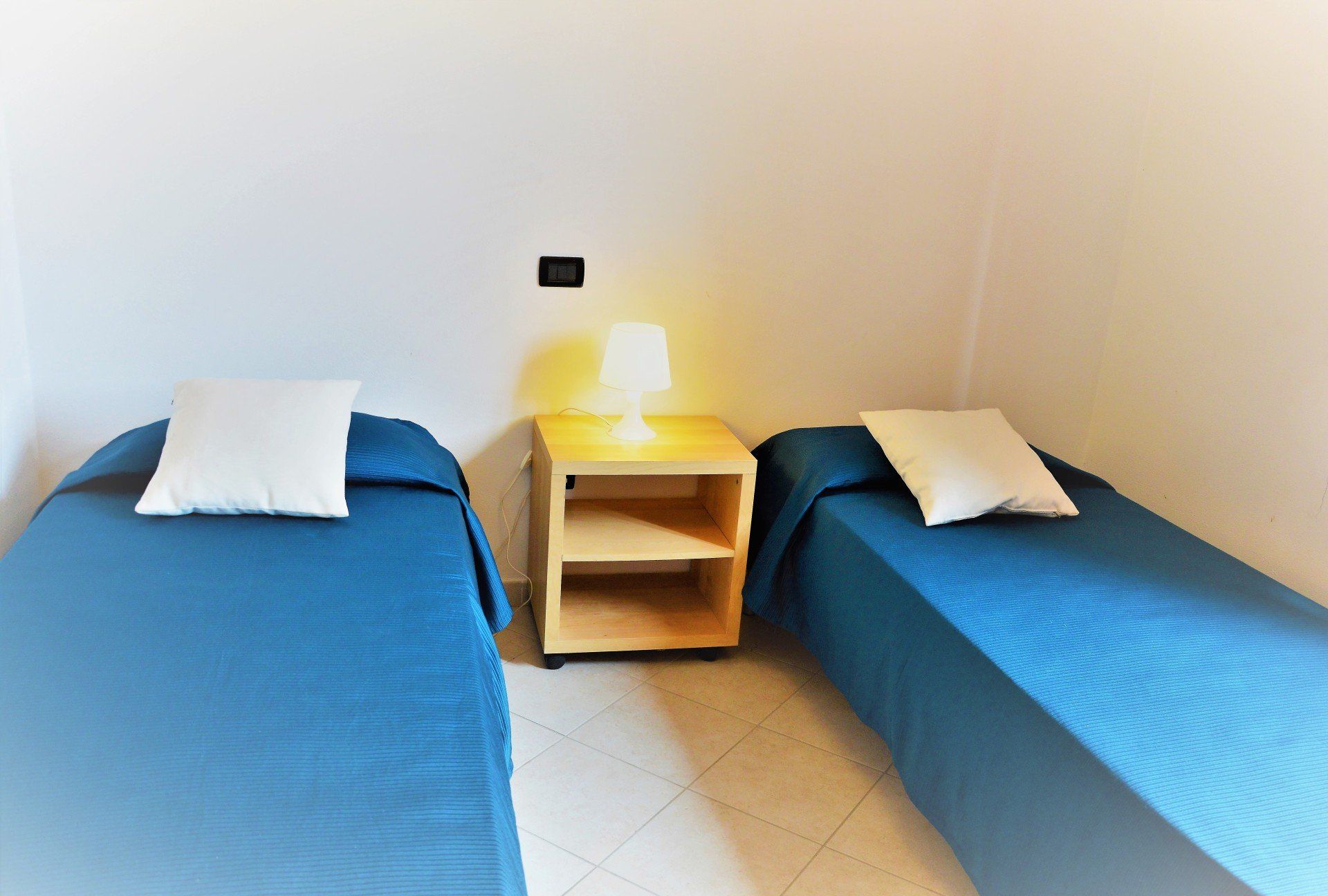 camera con due letti singoli