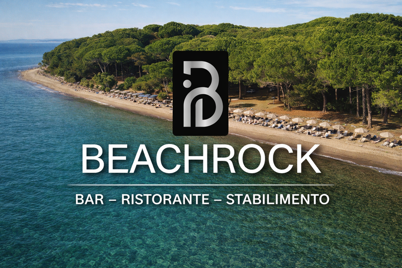 Scena sulla spiaggia con logo: bar, ristorante e stabilimento balneare 