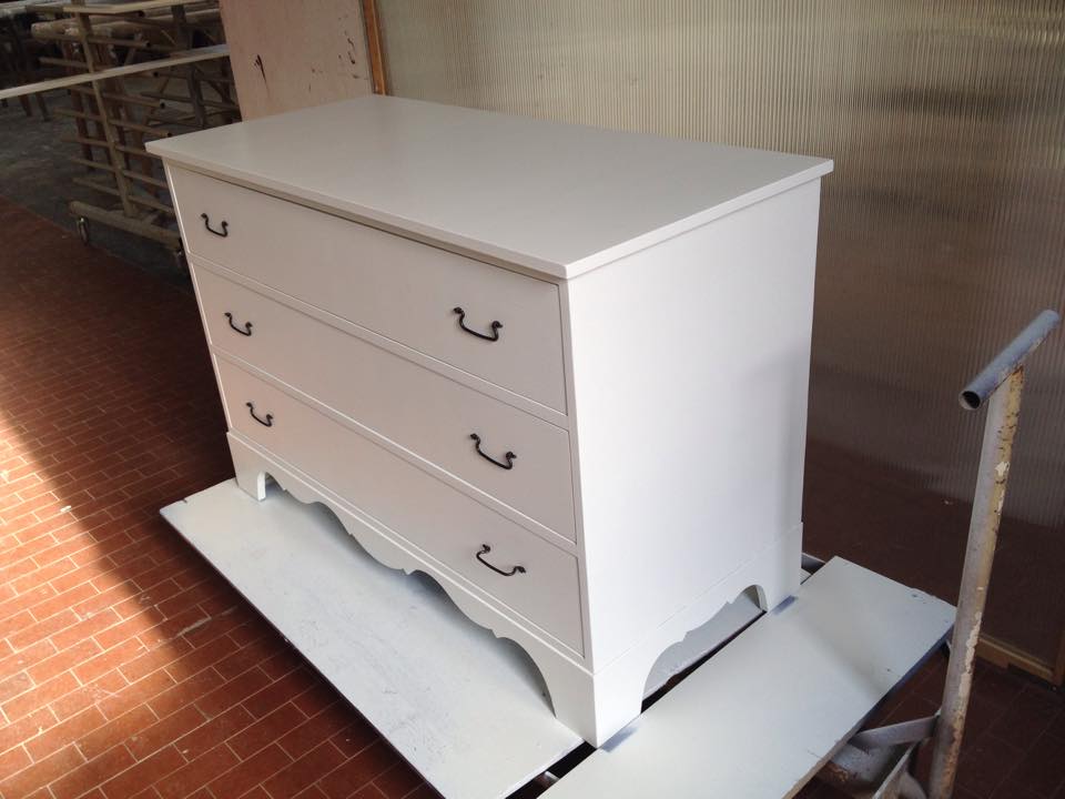 cassettiera in legno