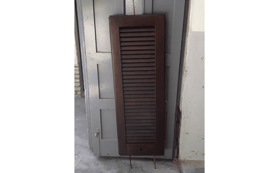 anta in legno per finestra