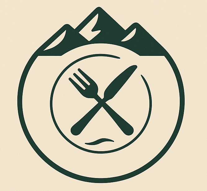 Logo vert foncé : montagnes au-dessus d'une assiette avec fourchette et couteau croisés.