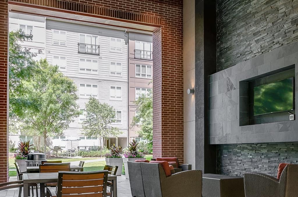 Cityplace Heights Seating Area with Great View Dallas Apartment rentals