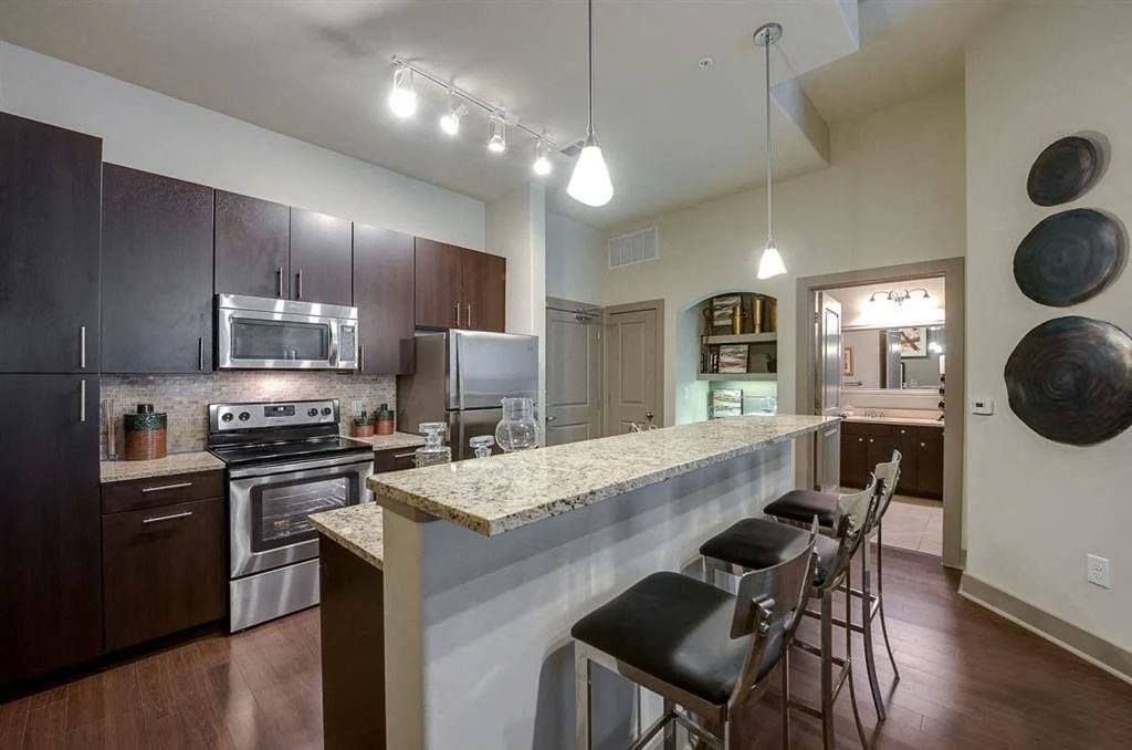 Cityplace Heights kitchen and seating area