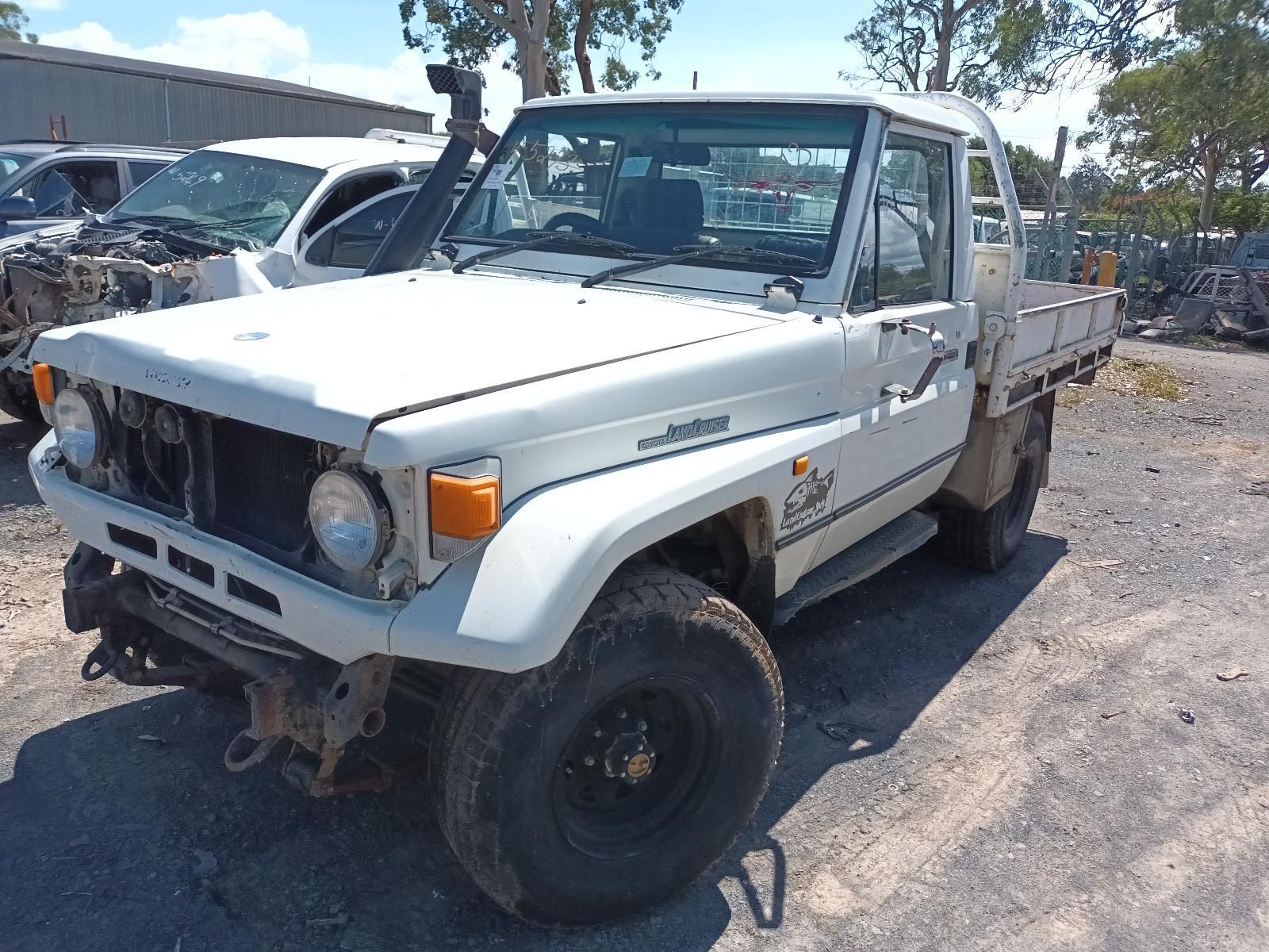 W-5273 - TOYOTA LANDCRUISER HZJ75 SINGLE CAB 4WD 1995