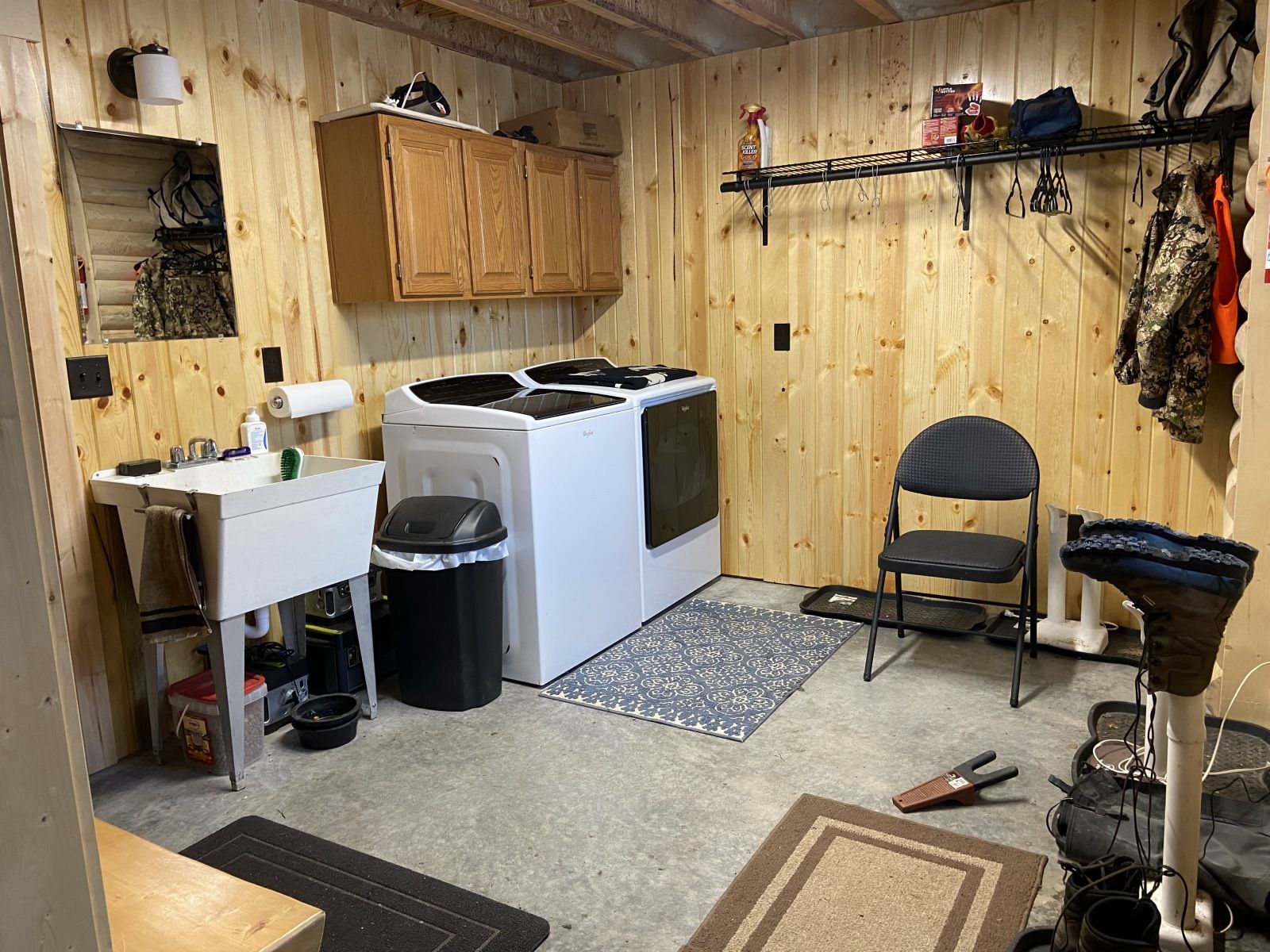 Mud/Laundry room