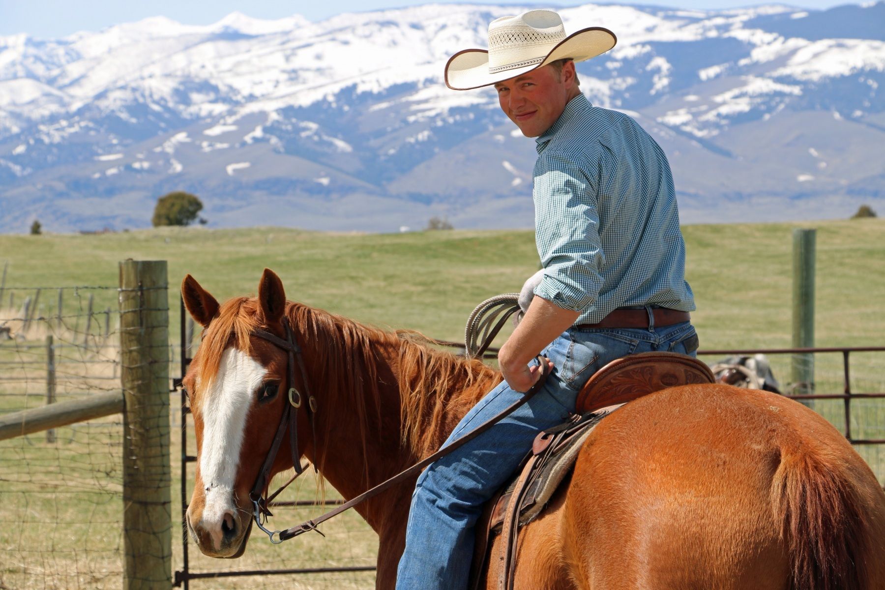 Zach / Hunting and Fishing Guide