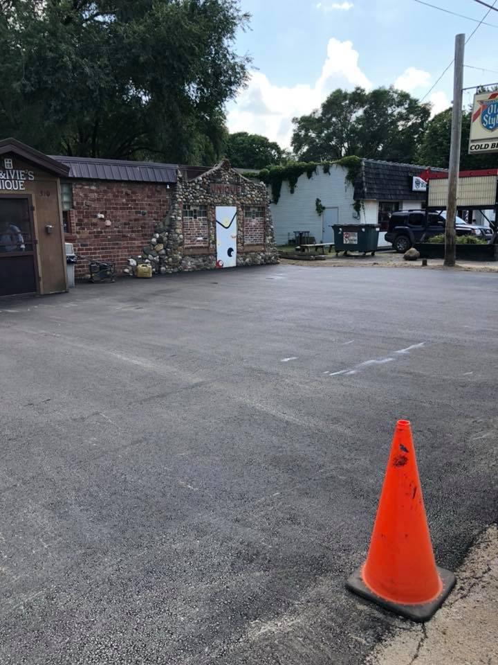 Clean Parking Lot | East Peoria, IL | Pete George & Son Blacktop
