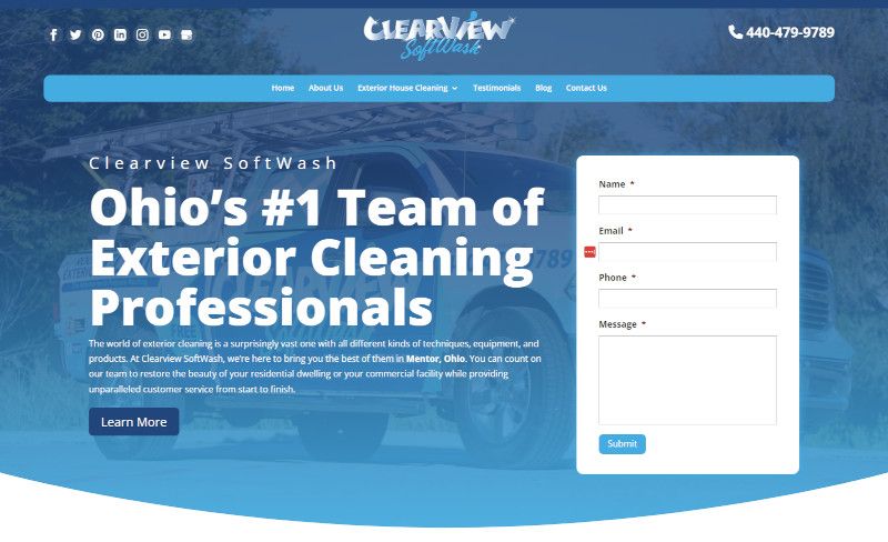 Website for Clearview SoftWash, featuring a contact form and a blue and white design.