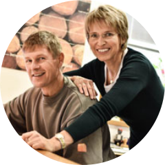 Doktor Reiner Posch, Kunde bei Value Brain Kundenstimme und Bewertung vom Ehepaar Schmidt für die Value Brain GmbH und Thomas Hack