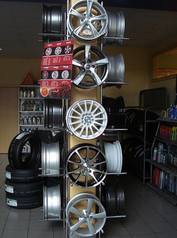 Autoserviss un automazgātuve Salinieki