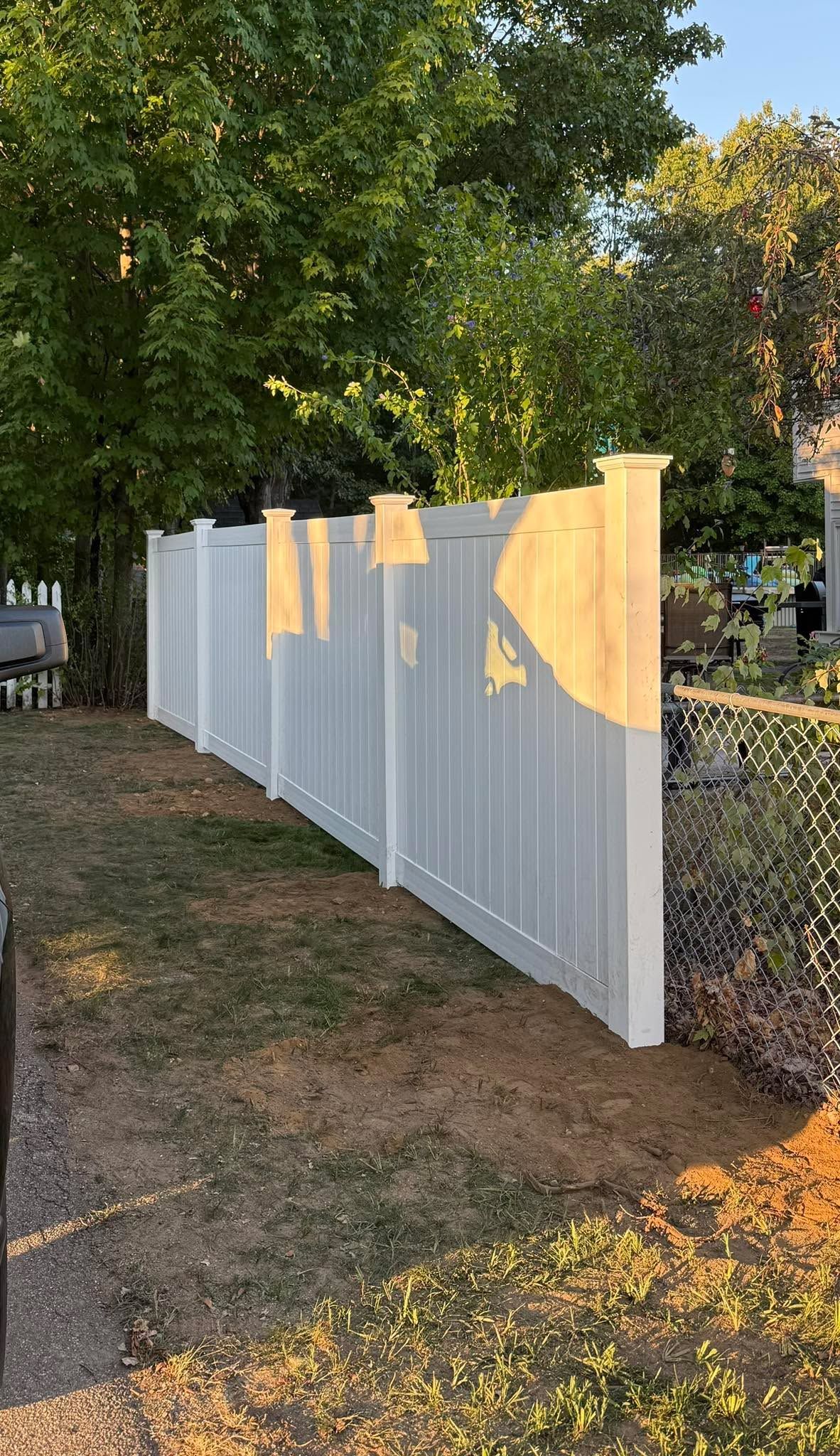 Rochester NH 4 sections of BB&S white Rockingham vinyl