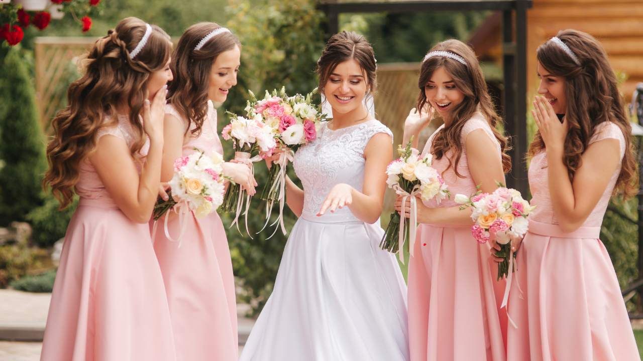 bridesmaid hairstyle ideas