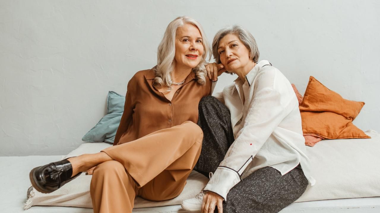 classic hairstyles for seniors
