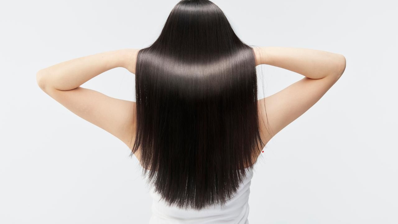 anti-frizz hair routine
