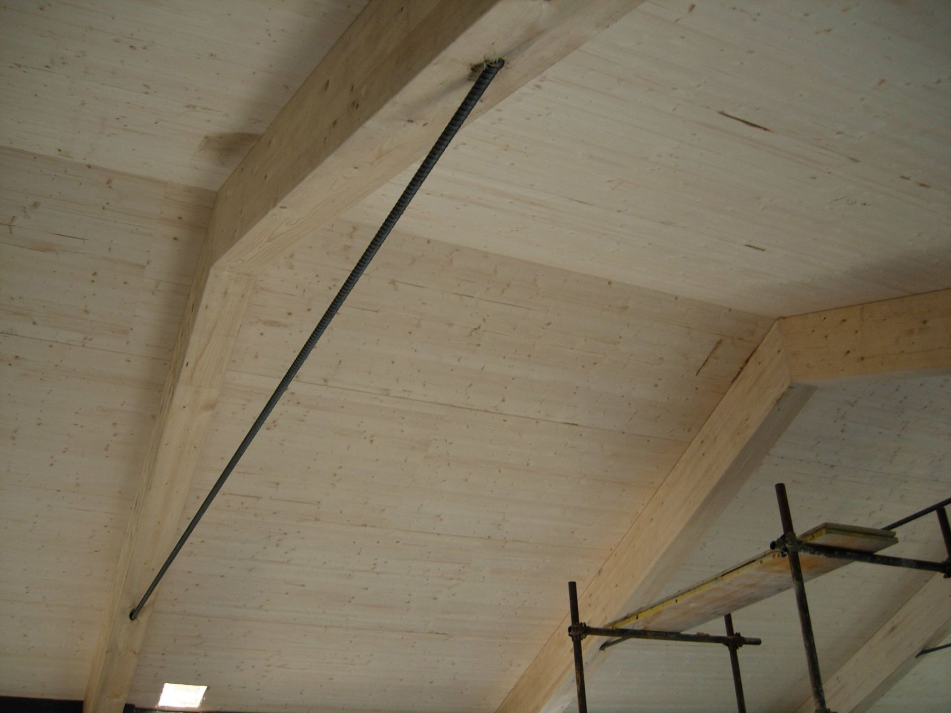 Soffitto ristrutturato in legno