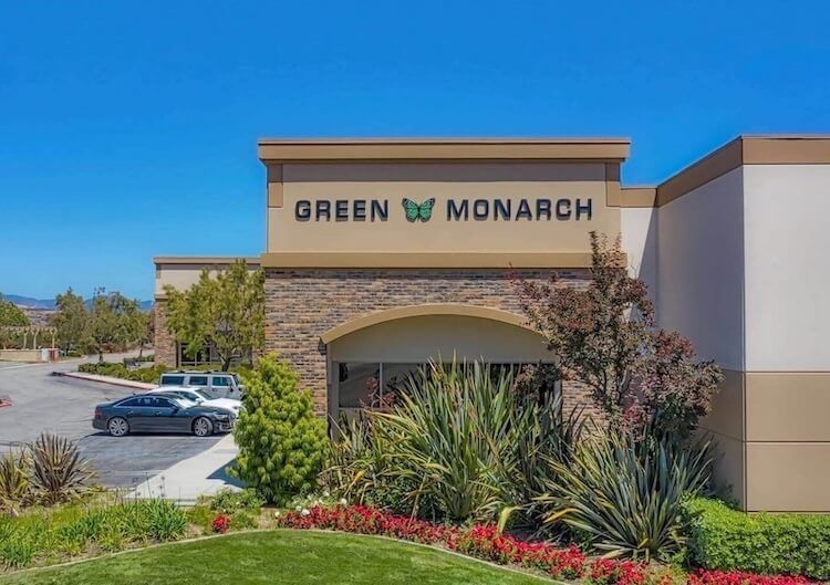 jumbo reverse mortgage lender for refinancing in Laguna Beach California