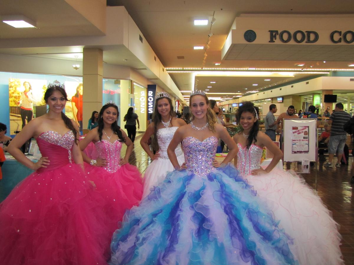 Quinceañera Dresses warn at celebration