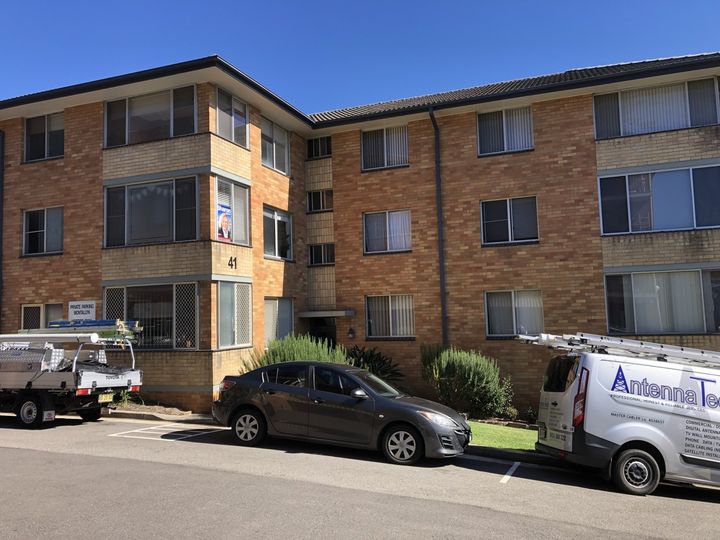 Commercial Antenna in flats — Antenna Tech in Maitland, NSW