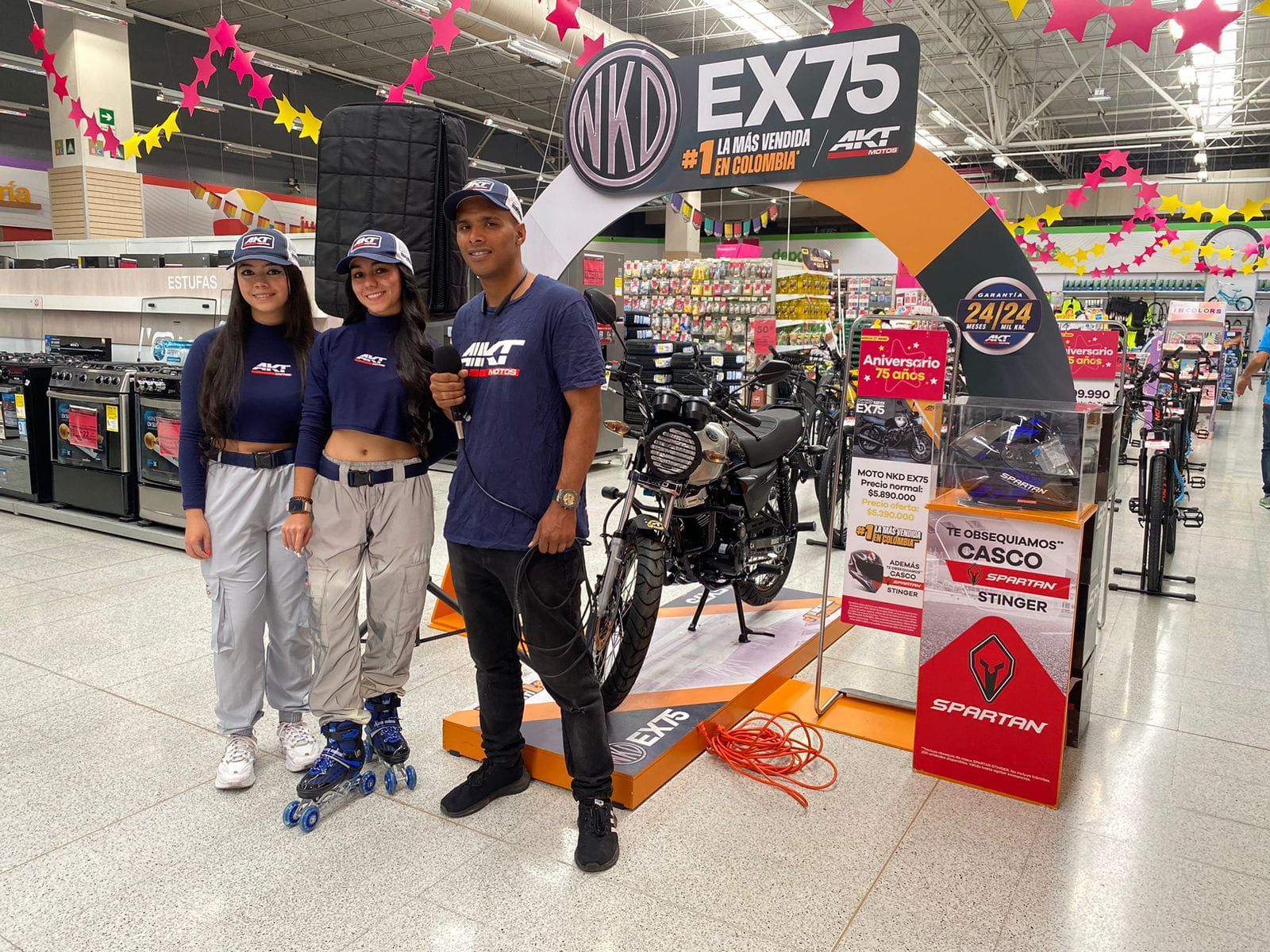 Promotoras comerciales.