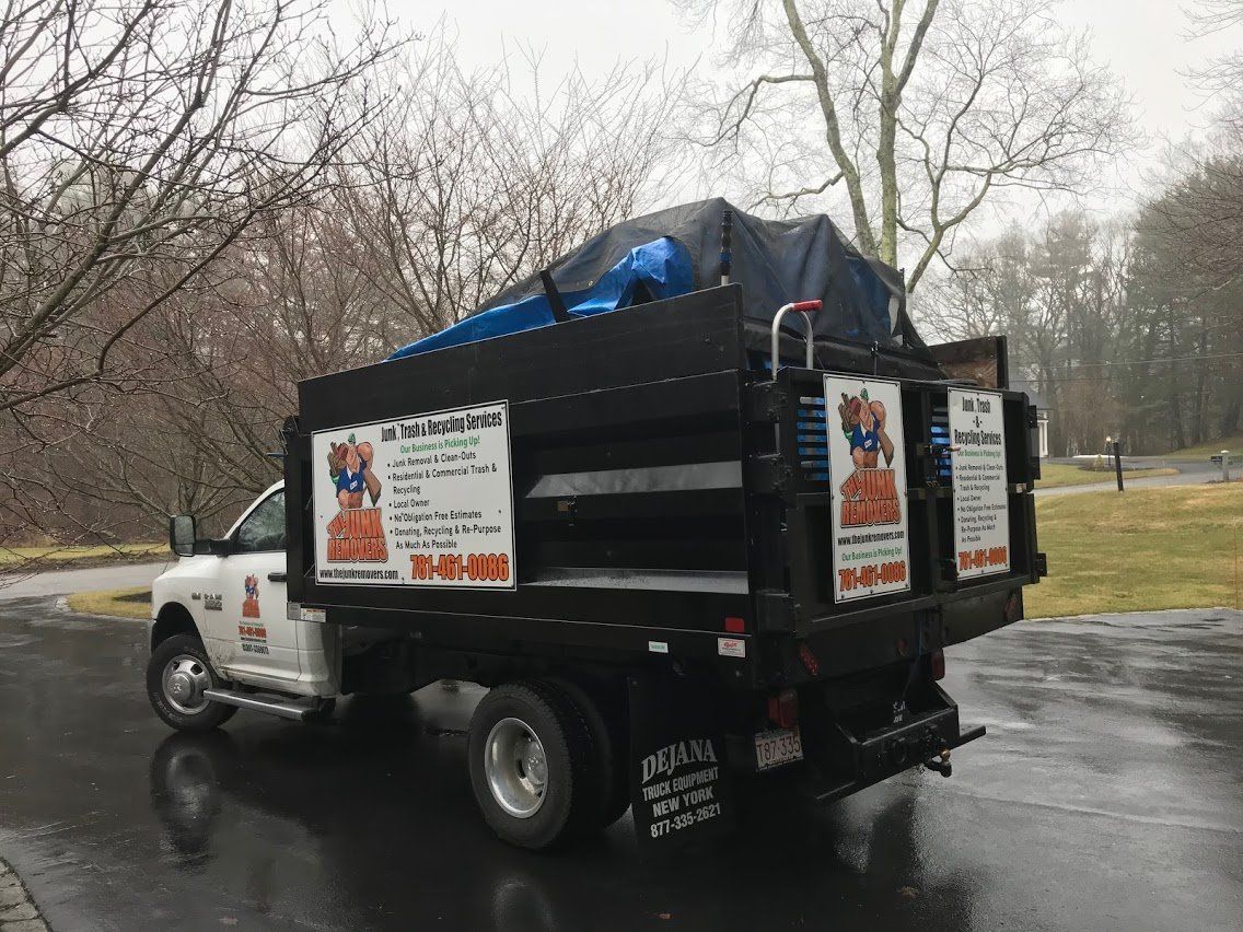 The Junk Removers - Truck