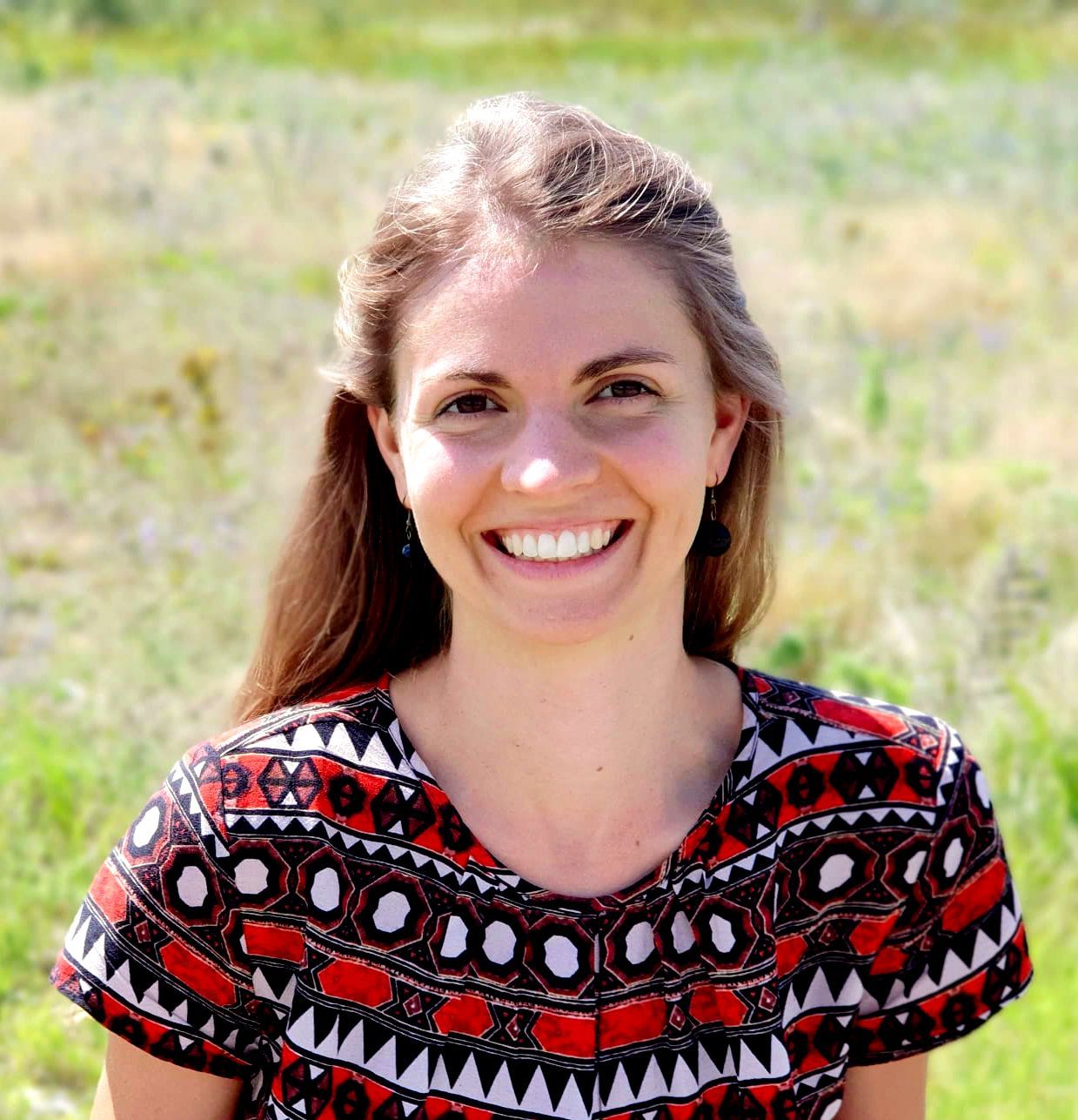 Sanne de Burger is psychiatrisch verpleegkundige, psychosociaal therapeut en een deskundige facilitator voor psychedelische retreats.