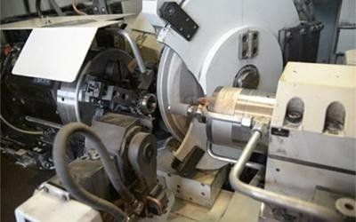 macchinari a controllo numerico