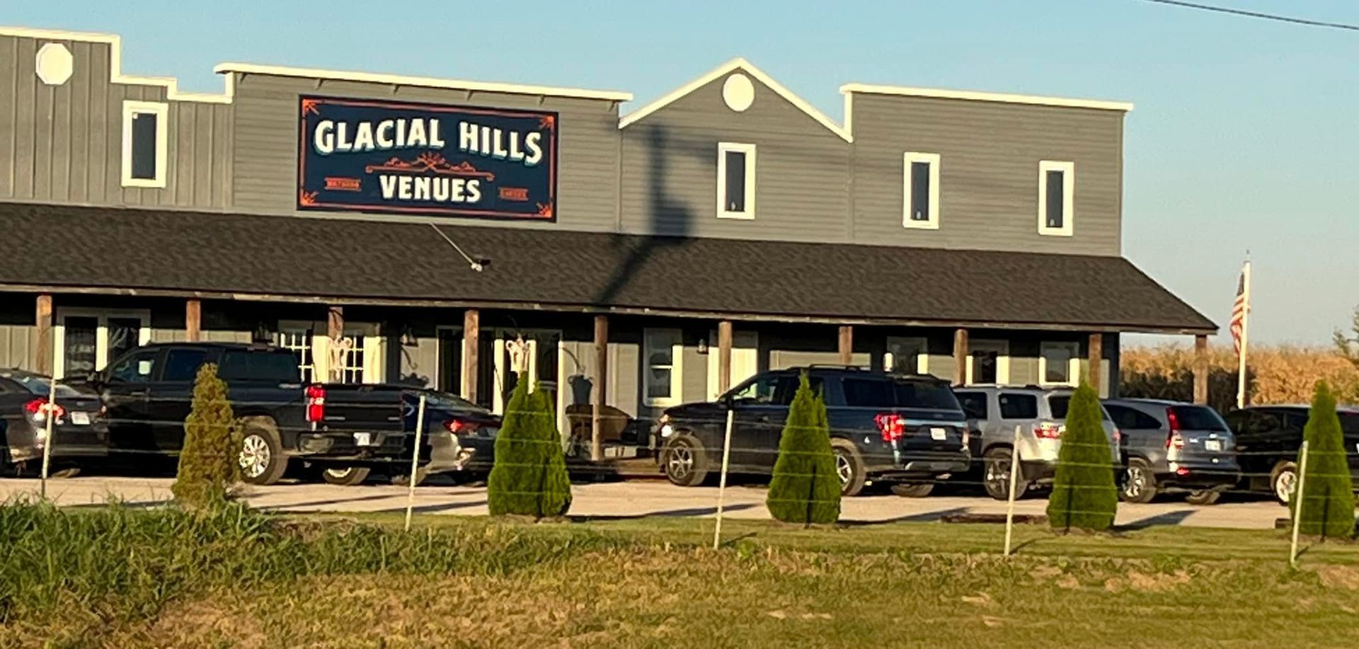 A building with a sign that says glacial hills