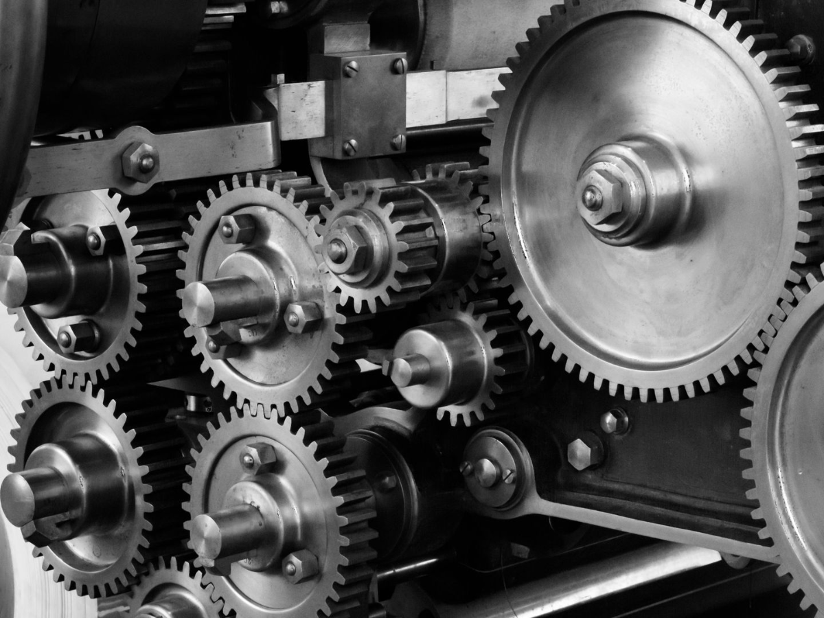 Transmission Repair in Bloomington: Signs Most Drivers Miss Until It’s Too Late - Autopia Auto Repair - Bloomington