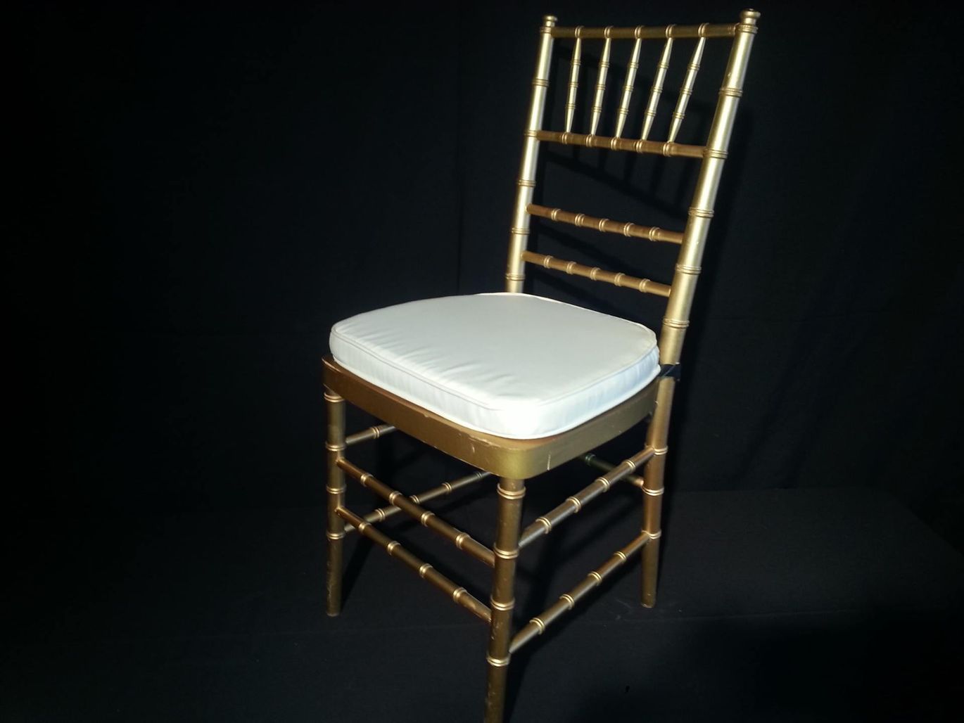 Chiavari chair