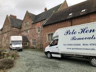 Storage - Telford, Shropshire - Pete Henry Removals - Packing Packing