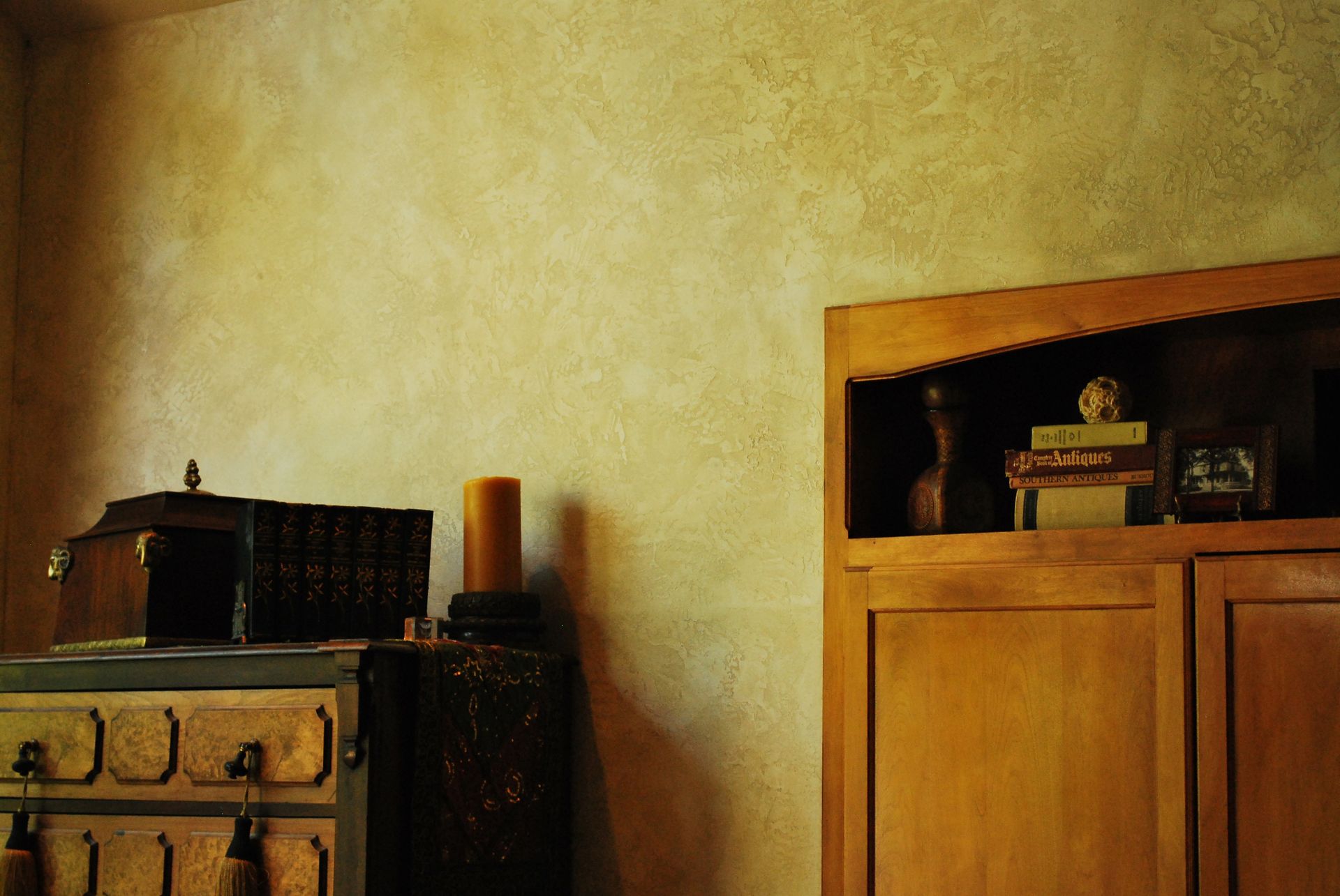 textured walls, faux finishing, faux painting, decorative finishes, Venetian plaster