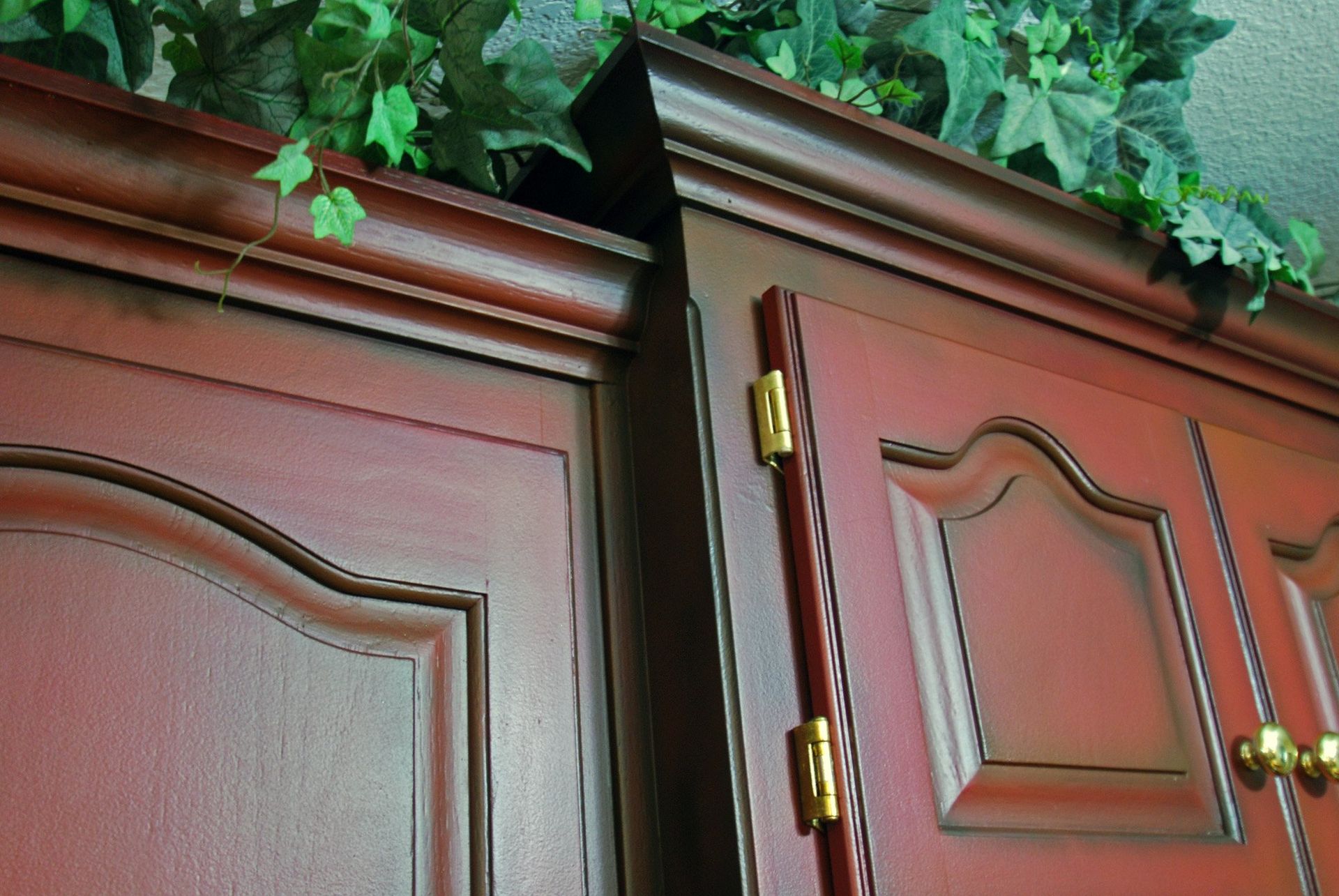 cabinet painting, cabinet refinishing