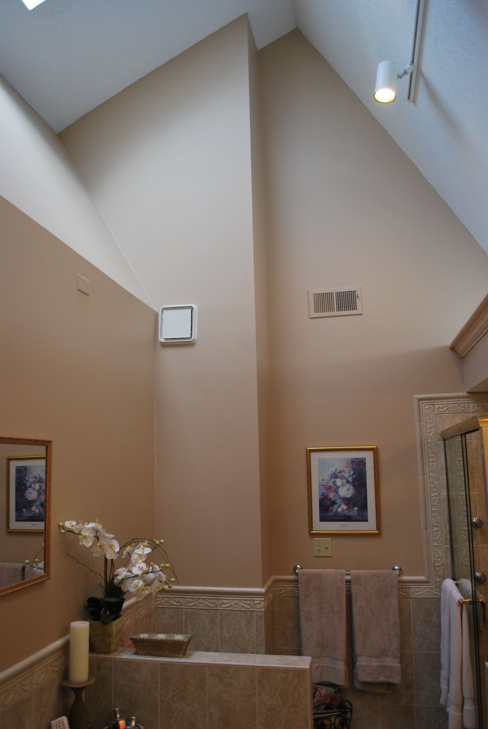 bathroom interior painting