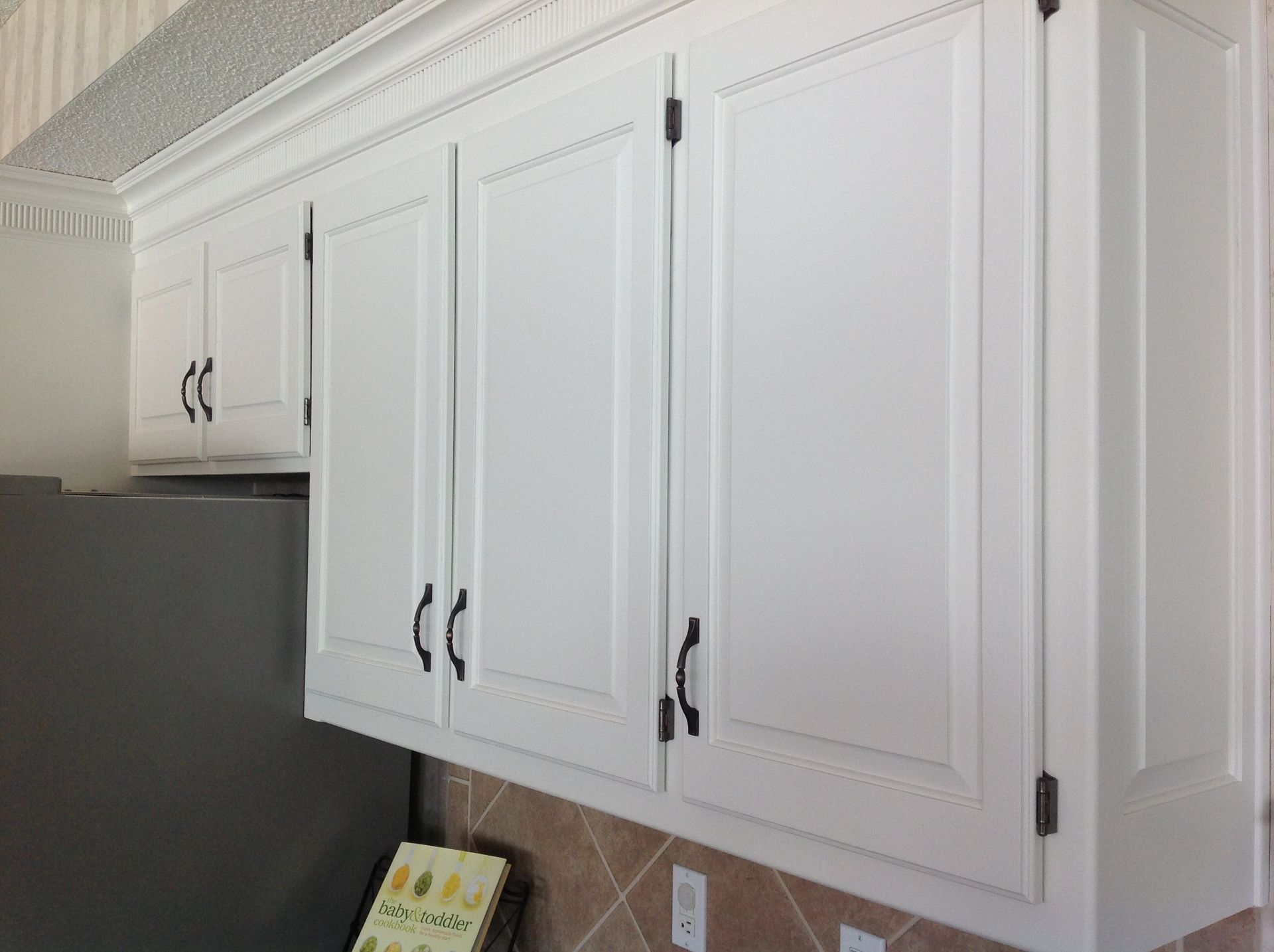 painted cabinets, cabinet refinishing