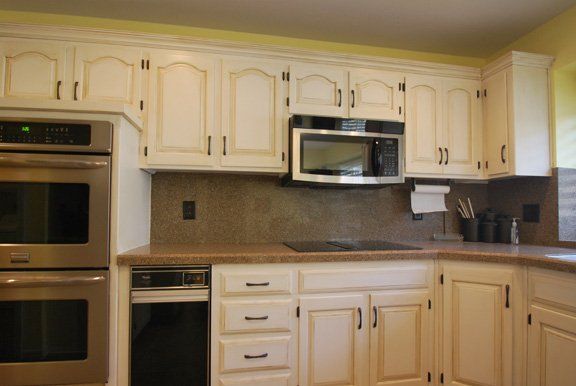 painted cabinets, glazed cabinets, cabinet refinshing