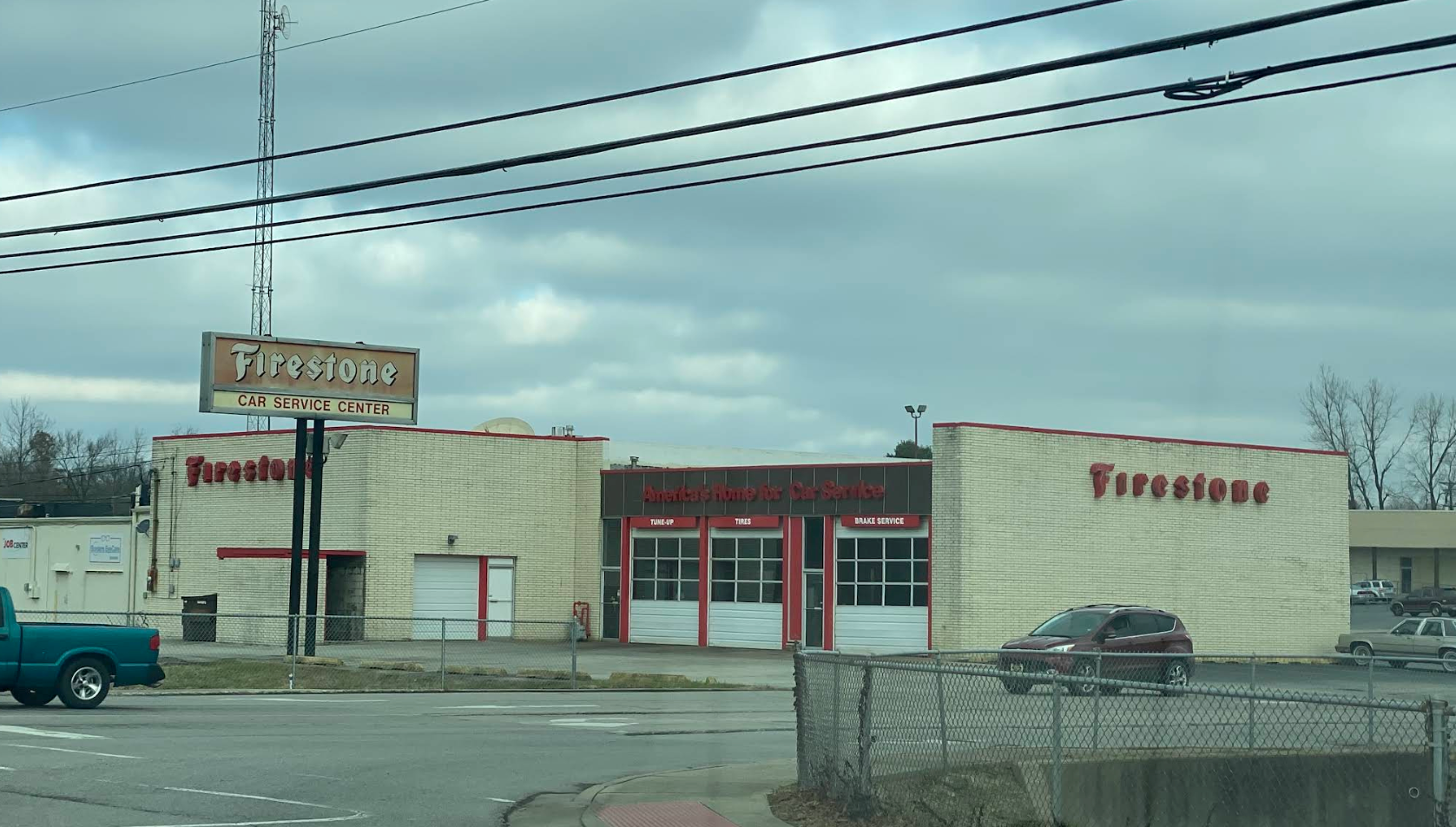 Shop Grounds | Discount Tire and Auto