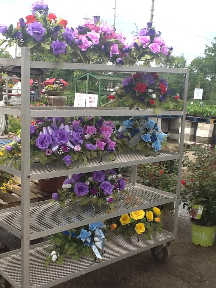 Garden and Seasonal Items — Sets of Beautiful Flowers  in Ln, Louisville, KY