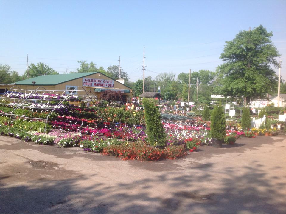 Market — Outdoor Garden in Ln, Louisville, KY