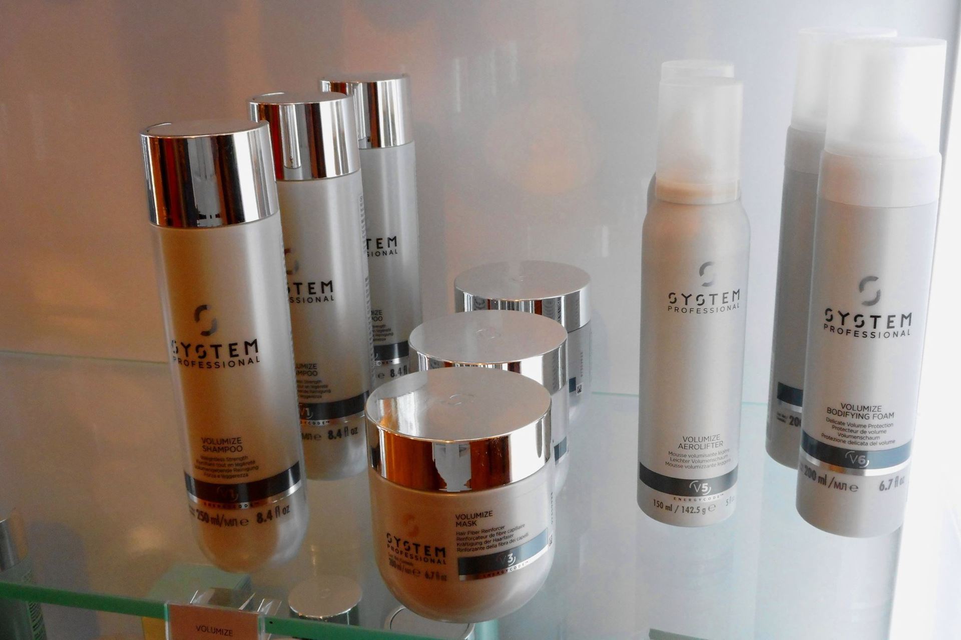 lozioni e creme per la cura dei capelli