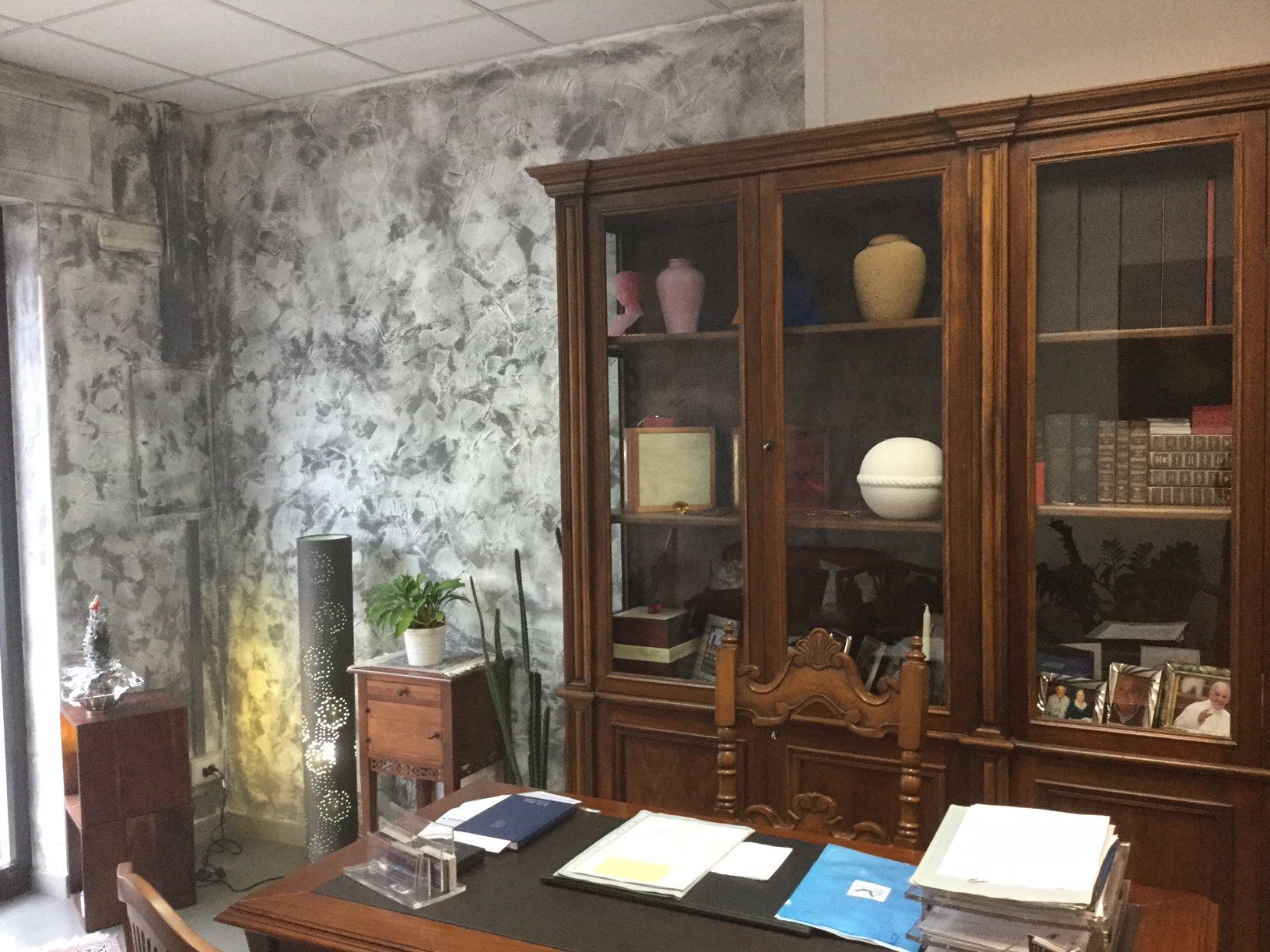 Tavolo dell'agenzia funebre