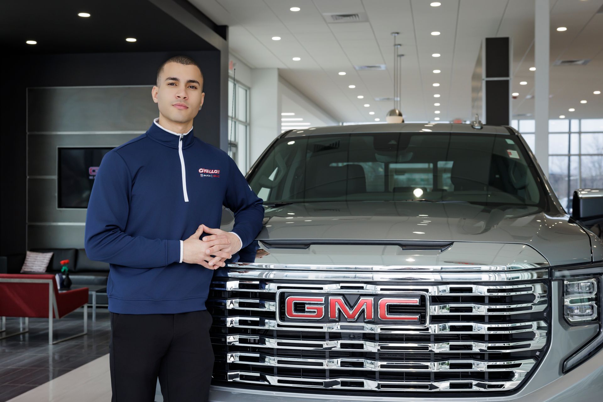 Roger y Gabby — O'Fallon Buick GMC