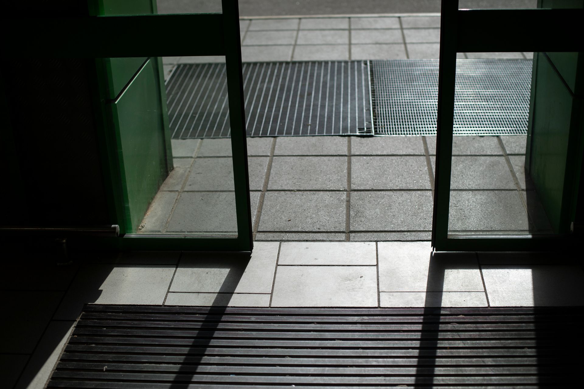 5 Ways Automatic Sliding Doors Have Improved Over Time