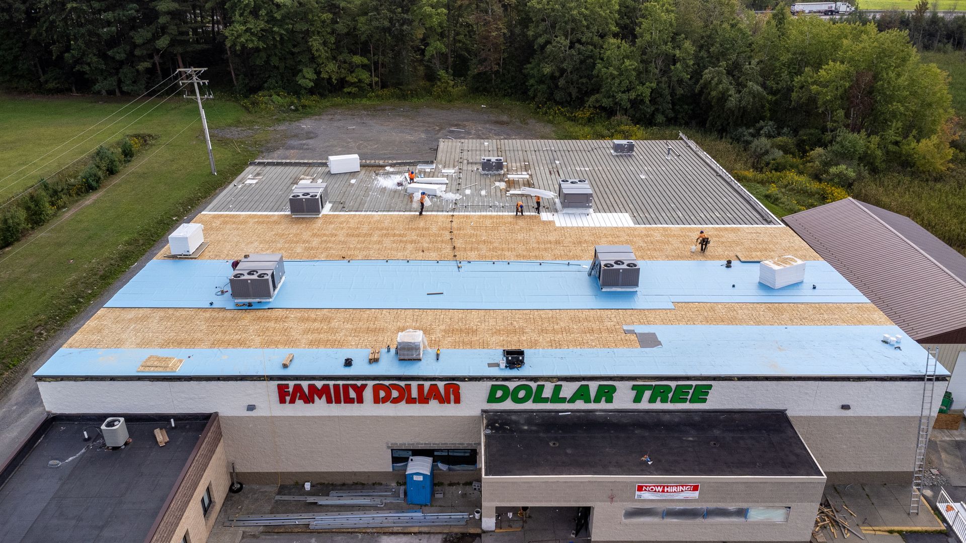 Aerial view of Family Dollar/Dollar Tree roof renovation by Midtech Standing Seam